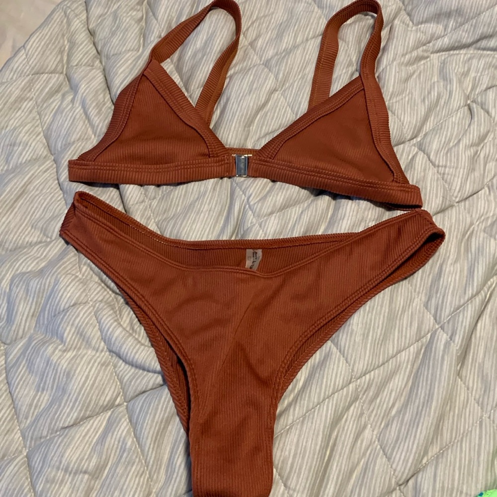 Ribbed bikini
